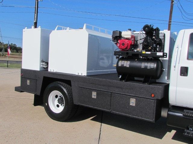 0 TTC Fuel - Lube - Truck  - 21867363 - 20