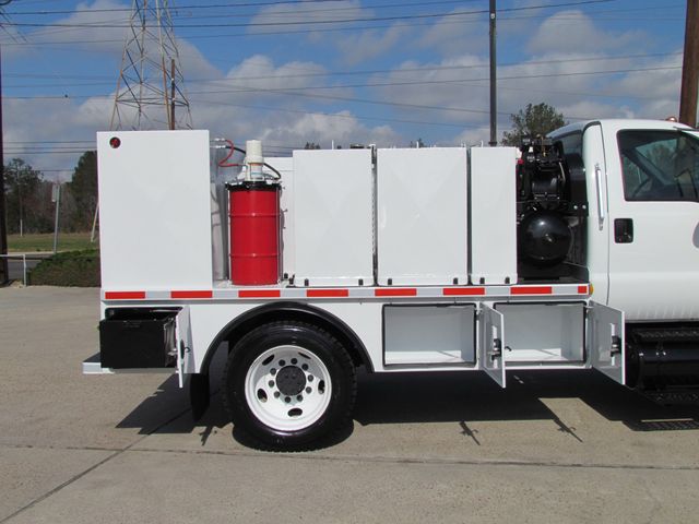 0 TTC Fuel - Lube - Truck  - 9769271 - 17