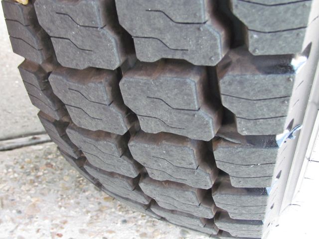 0 TTC Fuel - Lube - Truck  - 9769281 - 23