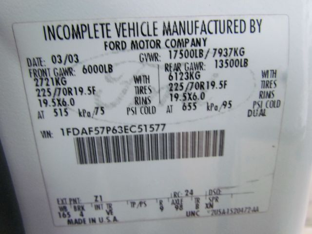 0 TTC Fuel - Lube - Truck  - 9769281 - 25