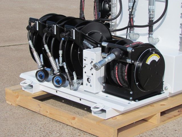 0 TTC Lube Skid 2-40G Product / 80G Waste / Grease  - 11904130 - 2