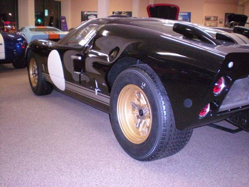 1966 Superformance GT40 Mark II Black with Silver - 5262369 - 4