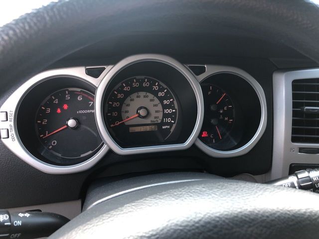 2005 Toyota 4Runner 4dr SR5 V6 Automatic 4WD - 20143477 - 11