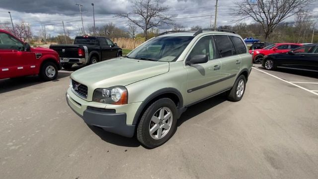 2006 Volvo XC90 2.5T Sport Utility 4D - 20682132 - 16