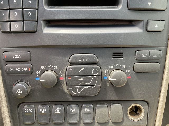 2006 Volvo XC90 2.5T Sport Utility 4D - 20682132 - 60