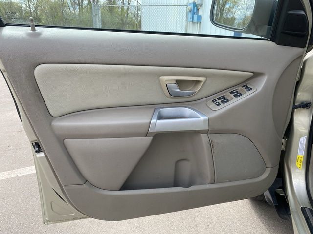 2006 Volvo XC90 2.5T Sport Utility 4D - 20682132 - 70