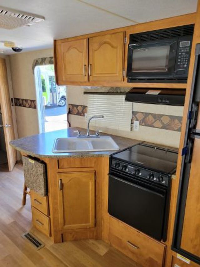 2008 Fleetwood Wilderness 270RBS - 21496079 - 8