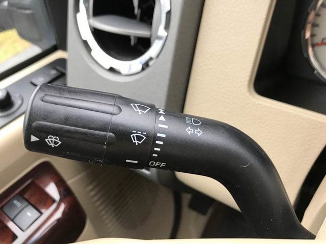 2009 Ford Super Duty F-350 SRW Lariat 4x4 4dr Crew Cab 6.8 ft. SB SRW Pickup - 18157125 - 33