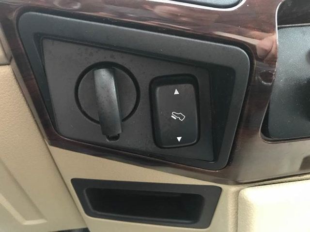 2009 Ford Super Duty F-350 SRW Lariat 4x4 4dr Crew Cab 6.8 ft. SB SRW Pickup - 18157125 - 38