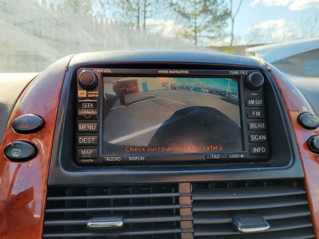 2010 Toyota Sienna XLE Minivan 4D - 20711435 - 15