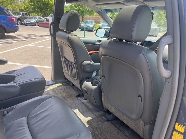 2010 Toyota Sienna XLE Minivan 4D - 20711435 - 42