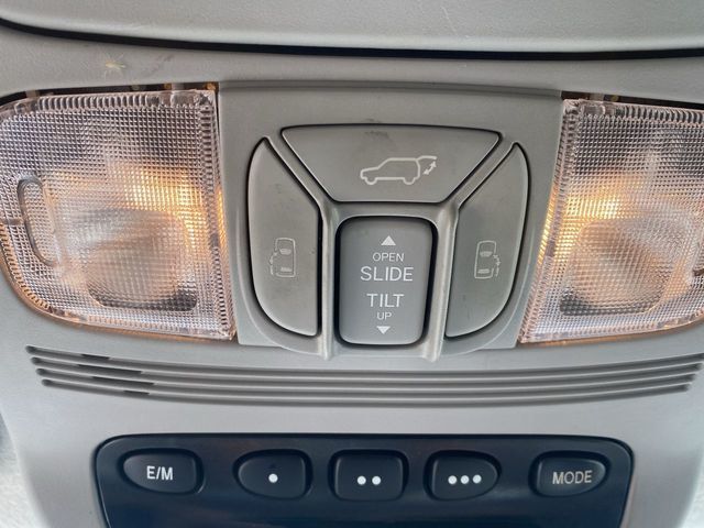 2010 Toyota Sienna XLE Minivan 4D - 20711435 - 57