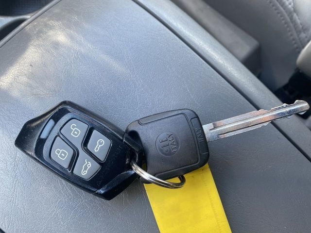 2010 Toyota Sienna XLE Minivan 4D - 20711435 - 58