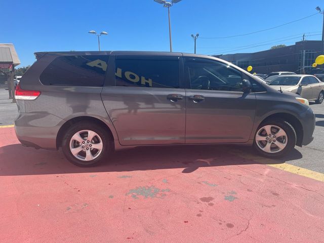 2012 Toyota Sienna Base 7 Passenger 4dr Mini Van l4 - 21602165 - 3