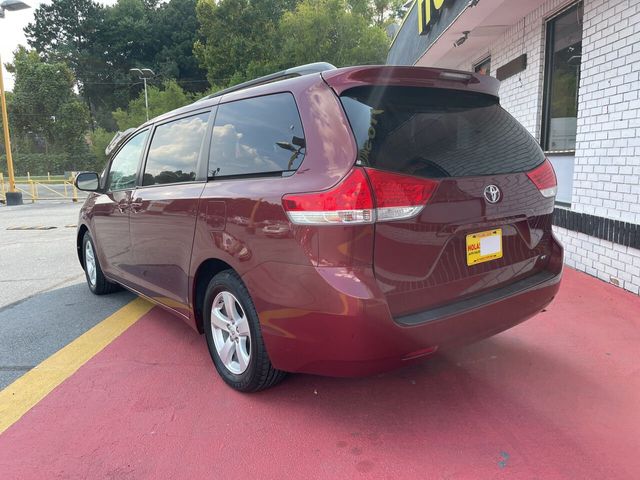 2012 Toyota Sienna LE 8 Passenger 4dr Mini Van V6 - 21006968 - 4
