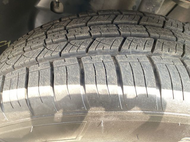 2013 Ford Edge SEL Sport Utility 4D - 20865673 - 34