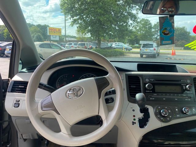 2013 Toyota Sienna 5dr 7-Passenger Van V6 L FWD - 20248015 - 2