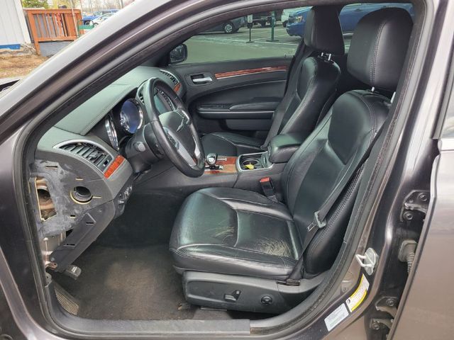 2014 Chrysler 300 300 Sedan 4D - 20711434 - 1