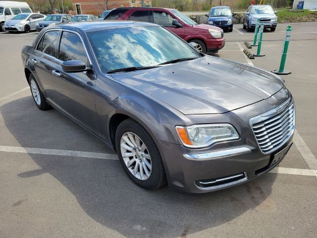 2014 Chrysler 300 300 Sedan 4D - 20711434 - 8