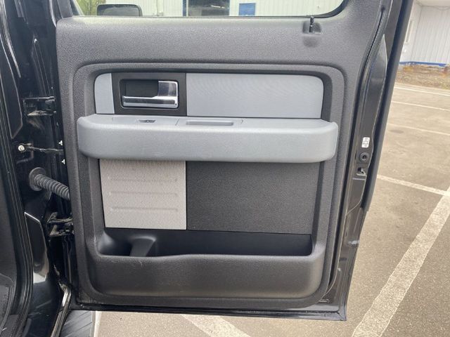 2014 Ford F150 SuperCrew Cab XLT Pickup 4D 5 1/2 ft - 20756215 - 33