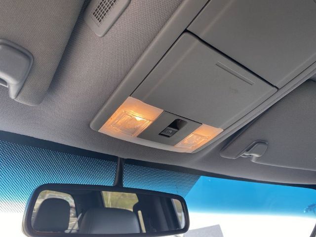 2014 Ford F150 SuperCrew Cab XLT Pickup 4D 5 1/2 ft - 20756215 - 47