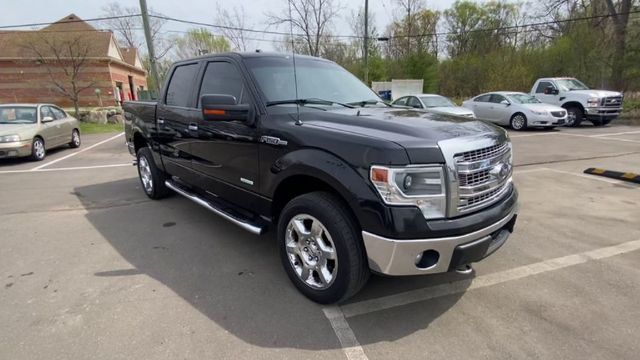 2014 Ford F150 SuperCrew Cab XLT Pickup 4D 5 1/2 ft - 20756215 - 8