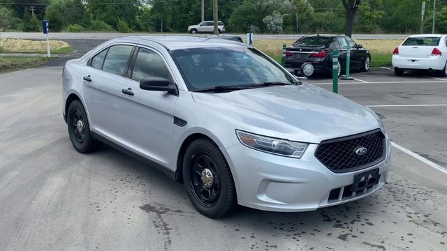 2016 Ford Taurus Sedan 4D Police Interceptor AWD 3.7L V6 - 20769023 - 9