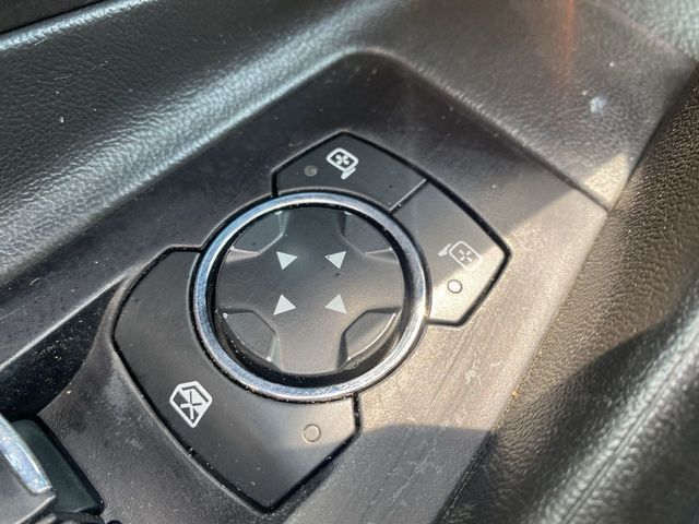 2016 Ford Taurus Sedan 4D Police Interceptor AWD 3.7L V6 - 20769023 - 19