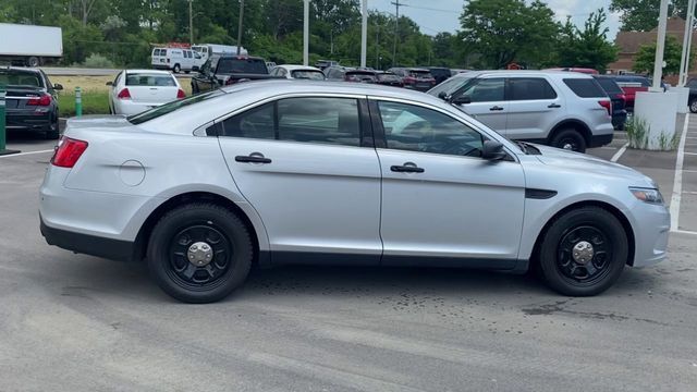 2016 Ford Taurus Sedan 4D Police Interceptor AWD 3.7L V6 - 20769023 - 2