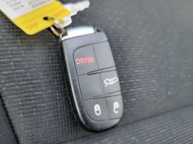 2017 Dodge Charger Police AWD - 22419605 - 33