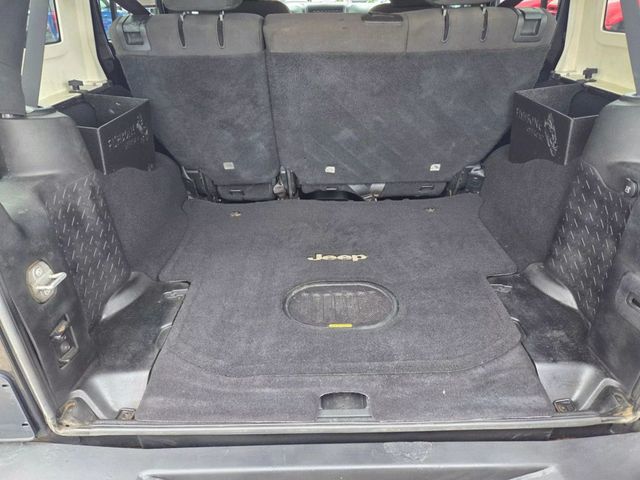 2017 Jeep Wrangler Unlimited Sport S Sport Utility 4D - 22858925 - 10