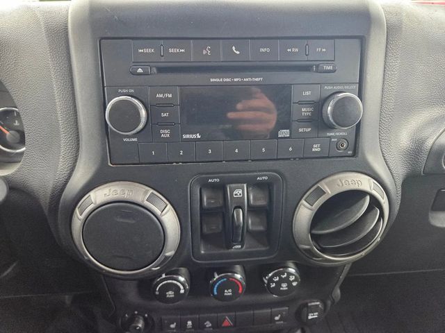 2017 Jeep Wrangler Unlimited Sport S Sport Utility 4D - 22858925 - 12