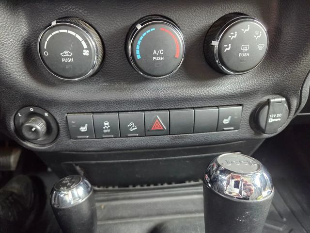 2017 Jeep Wrangler Unlimited Sport S Sport Utility 4D - 22858925 - 30