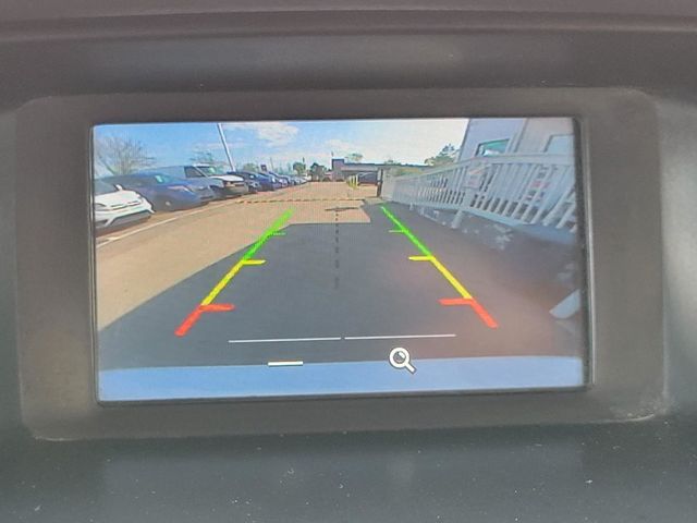 2018 Ford Focus SE Hatchback 4D - 22429834 - 9