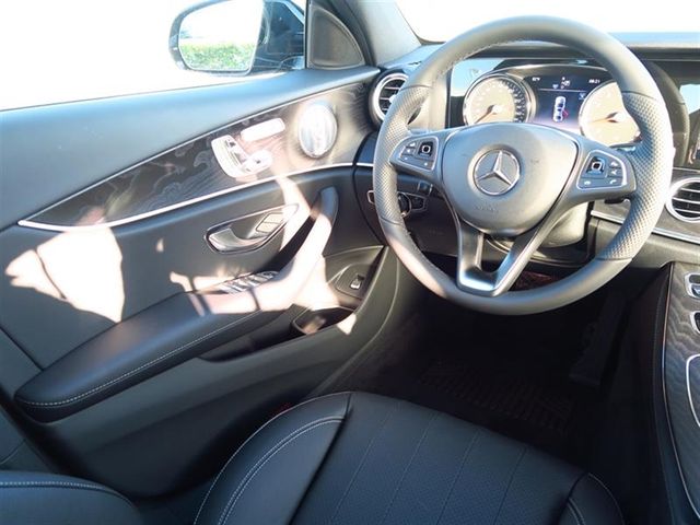 2018 Mercedes-Benz E-Class E 300 Luxury RWD Sedan - 16829454 - 5