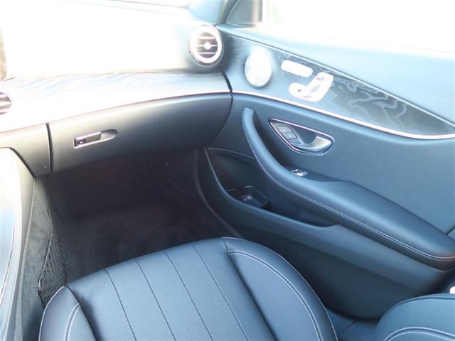 2018 Mercedes-Benz E-Class E 300 Luxury RWD Sedan - 16829454 - 7