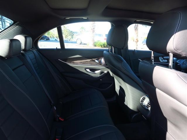 2018 Mercedes-Benz E-Class E 300 RWD Sedan - 17017423 - 8