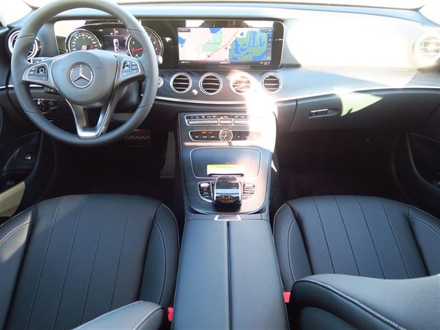 2018 Mercedes-Benz E-Class E 300 RWD Sedan - 17021425 - 4