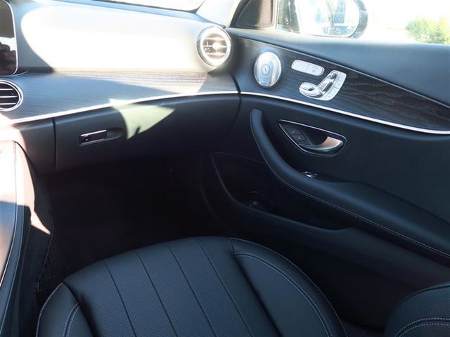 2018 Mercedes-Benz E-Class E 300 RWD Sedan - 17021425 - 7