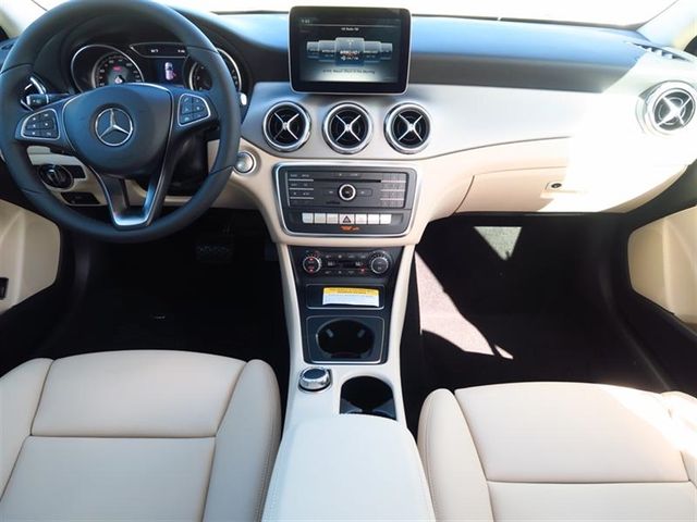 2018 Mercedes-Benz GLA GLA 250 SUV - 17037469 - 4