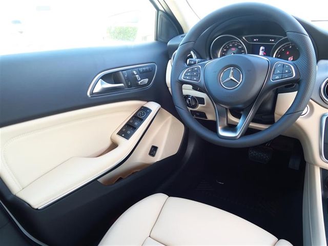 2018 Mercedes-Benz GLA GLA 250 SUV - 17037469 - 5