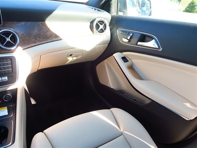 2018 Mercedes-Benz GLA GLA 250 SUV - 17062102 - 7