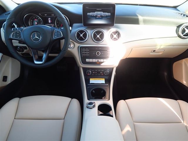 2018 Mercedes-Benz GLA GLA 250 SUV - 17086399 - 4