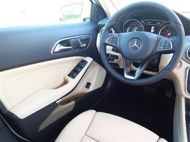 2018 Mercedes-Benz GLA GLA 250 SUV - 17086399 - 5