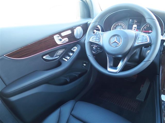 2018 Mercedes-Benz GLC GLC 300 4MATIC Coupe - 17037470 - 5