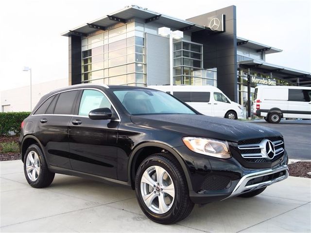 2018 Mercedes-Benz GLC GLC 300 SUV - 16948817 - 0