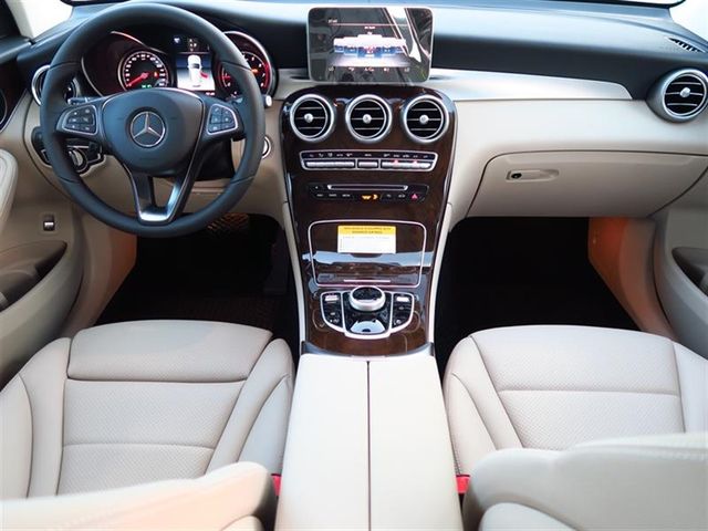 2018 Mercedes-Benz GLC GLC 300 SUV - 16948817 - 4