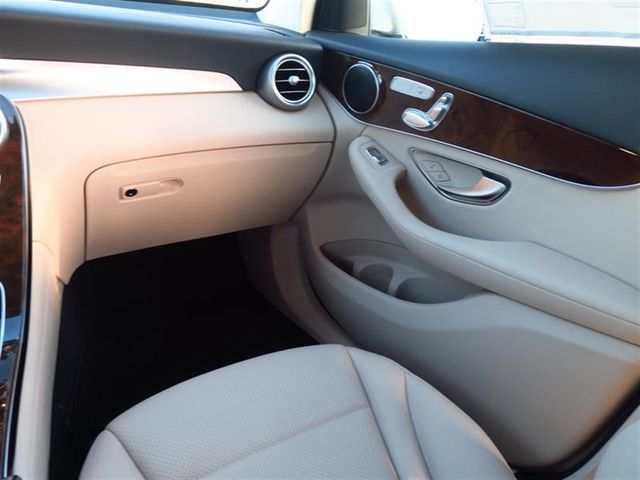 2018 Mercedes-Benz GLC GLC 300 SUV - 17071038 - 7