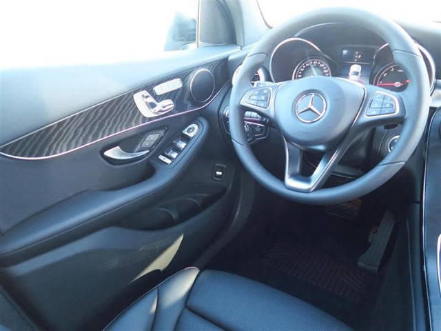 2018 Mercedes-Benz GLC GLC 300 SUV - 17091106 - 5