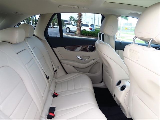 2018 Mercedes-Benz GLC GLC 300 SUV - 17104575 - 8